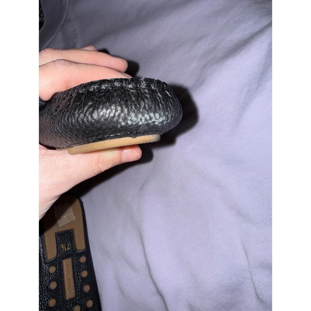 Tory Burch Everly Driver Black Tumbled Leather Loafers Gold Logo 85159 Size 7.5